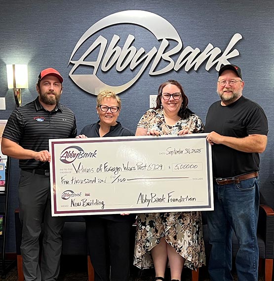 Check presentation to VFW Post 5729 in Medford for AbbyBank Foundation Fall 2025 grant